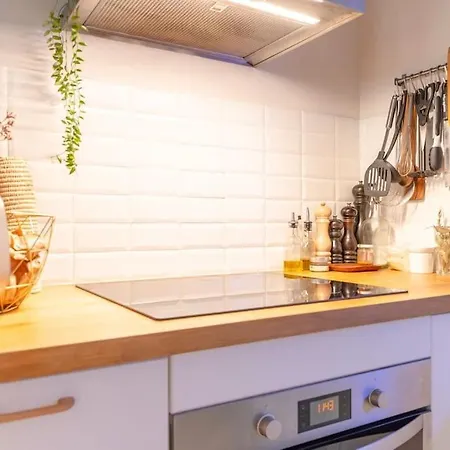 Charming Modern And Bright 4p Apartment Les Lilas
