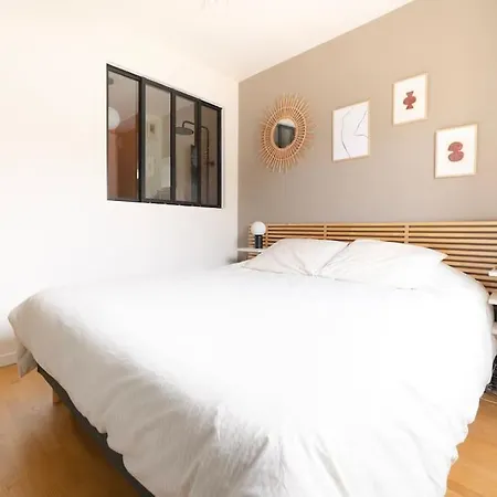 Charming Modern And Bright 4p Apartment
