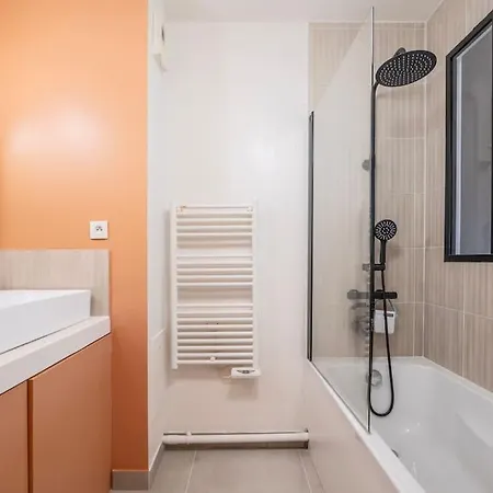 Apartment Charming Modern And Bright 4p *